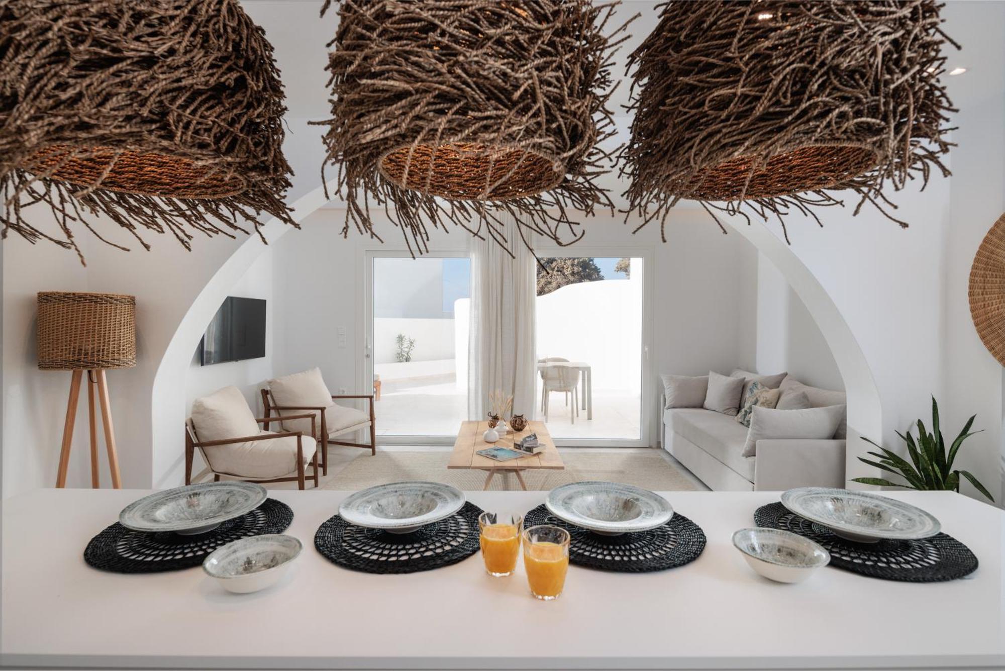 Seanfinity Beachfront Suites Mikri Vigla Exterior photo